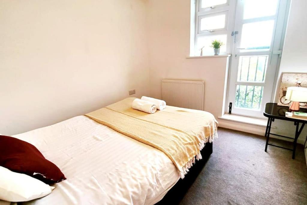 ロンドンAldgate Flats In E1.アパートメント エクステリア 写真